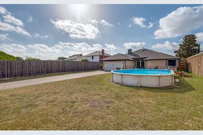 2425 Waterloo Lane, Mesquite, TX 75181 - Photo 3