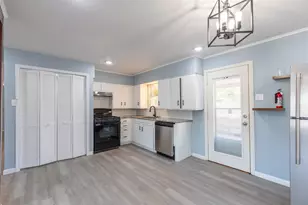 2142 N Mockingbird Ln, Abilene, TX 79603 - Photo 11