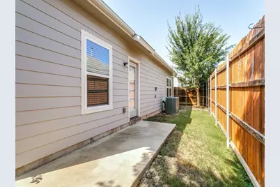 2217 Paxton Way, Denton, TX 76209 - Photo 25