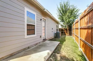 2217 Paxton Way, Denton, TX 76209 - Photo 25