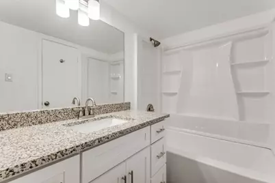 638 Ridgeline Drive, Hurst, TX 76053 - Photo 9