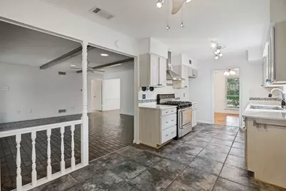 916 Loganwood Avenue, Richardson, TX 75080 - Photo 11