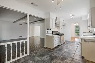 916 Loganwood Ave, Richardson, TX 75080 - Photo 11