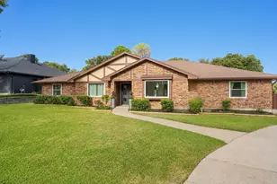 2200 Midhurst Dr, Arlington, TX 76013 - Photo 1