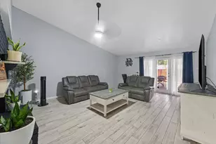 6317 Briarknoll Dr, Garland, TX 75043 - Photo 9