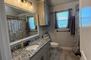 1013 Sky Ct, Weatherford, TX 76085 - Photo 17