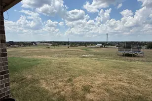 1013 Sky Ct, Weatherford, TX 76085 - Photo 35