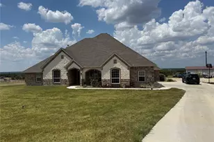 1013 Sky Ct, Weatherford, TX 76085 - Photo 1