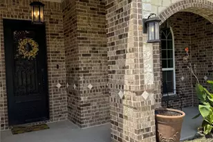1013 Sky Ct, Weatherford, TX 76085 - Photo 3