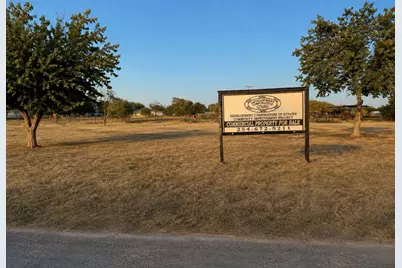 529 Grant Avenue, Strawn, TX 76475 - Photo 1