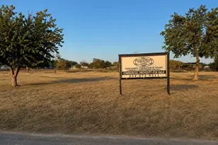 529 Grant Ave, Strawn, TX 76475 - Photo 1