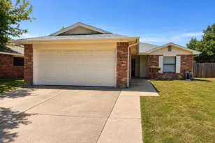 5306 Pampas Ct, Arlington, TX 76018 - Photo 1