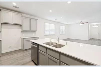 6024 Wildflower Way, Little Elm, TX 76227 - Photo 9