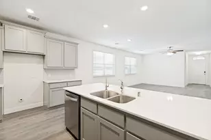 6024 Wildflower Wy, Little Elm, TX 76227 - Photo 9