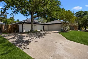 7300 Timberlane Dr, North Richland Hills, TX 76182 - Photo 1