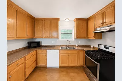 702 Main Street, Windom, TX 75492 - Photo 7