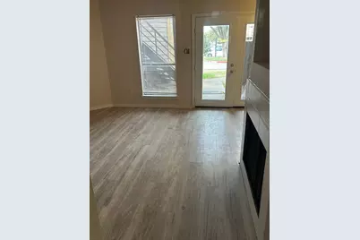 9809 Walnut Street E #107, Dallas, TX 75243 - Photo 5