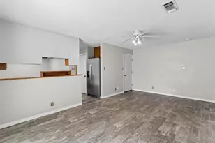 509 NW Renfro St, Burleson, TX 76028 - Photo 9