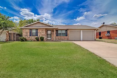 509 NW Renfro Street, Burleson, TX 76028 - Photo 1
