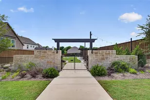 9620 Mav Ln, Dallas, TX 75238 - Photo 11