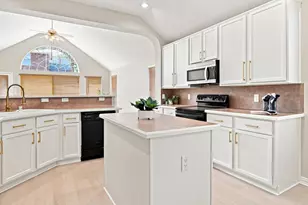 9125 Chardin Park Dr, Fort Worth, TX 76244 - Photo 13