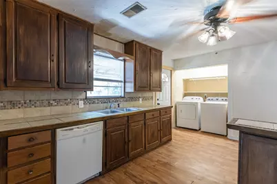 710 E North 13th Street, Abilene, TX 79601 - Photo 17
