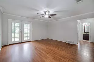 648 Sue Ann Ln, Burleson, TX 76028 - Photo 7