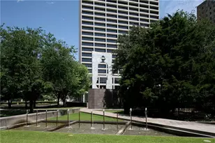 411 W 7th St, Fort Worth, TX 76102 - Photo 33