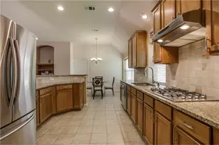 8447 Firewheel Ln, Frisco, TX 75036 - Photo 11