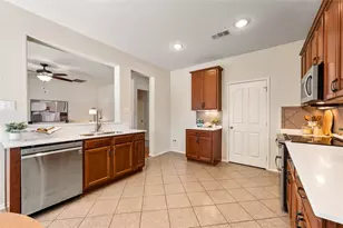 625 Tradewind Dr, Fort Worth, TX 76131 - Photo 11