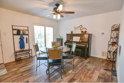 1207 Lynnwood Drive, Cleburne, TX 76033 - Photo 19