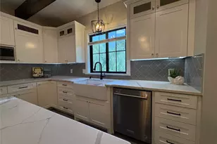 27125 Whispering Meadow Dr, Whitney, TX 76692 - Photo 9