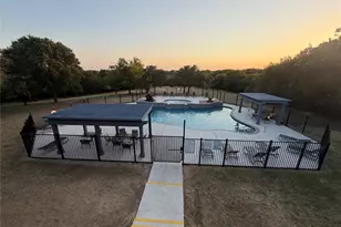 27125 Whispering Meadow Dr, Whitney, TX 76692 - Photo 37