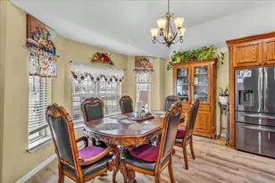 812 E McGee St, Sherman, TX 75090 - Photo 9