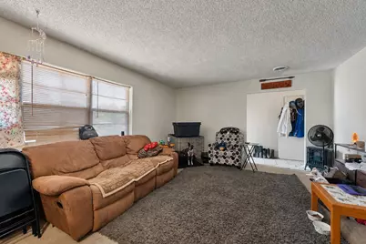 915 Liberty Drive, Irving, TX 75061 - Photo 3