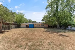 915 Liberty Dr, Irving, TX 75061 - Photo 15