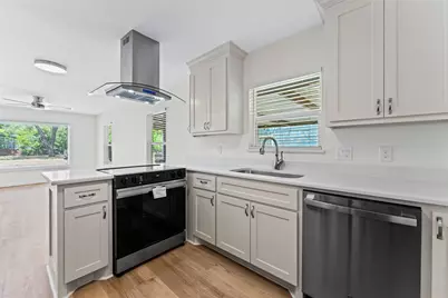 3224 Daughtrey Avenue, Waco, TX 76711 - Photo 13