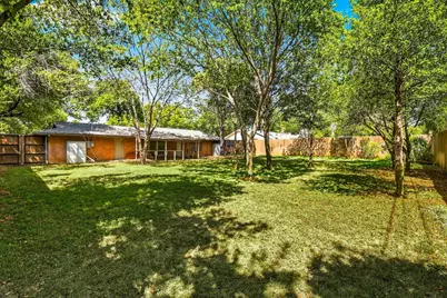 204 University Drive, Arlington, TX 76013 - Photo 23