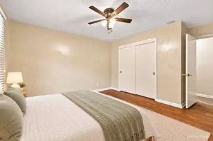 204 University Dr, Arlington, TX 76013 - Photo 9
