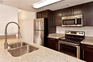 5909 Birchbrook Dr, Dallas, TX 75206 - Photo 17