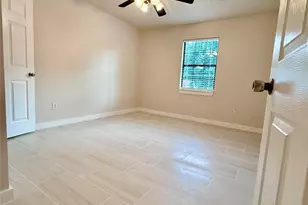 739 W Pine St, Jacksboro, TX 76458 - Photo 3