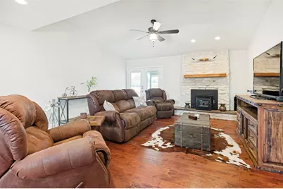 5033 Sunset Circle N, Fort Worth, TX 76244 - Photo 3