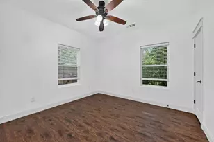 1216 W Nelson St, Denison, TX 75020 - Photo 13