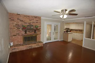 2614 Creekview Dr, Arlington, TX 76016 - Photo 15