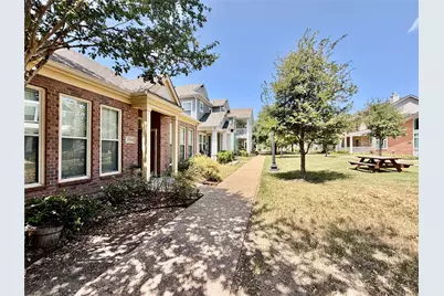 3720 Prague Mews, Dallas, TX 75236 - Photo 3