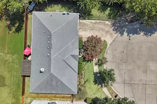 2716 Rochelle Point, Irving, TX 75062 - Photo 29