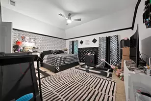 2716 Rochelle Point, Irving, TX 75062 - Photo 11
