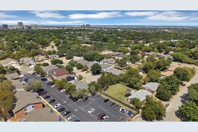 2716 Rochelle Point, Irving, TX 75062 - Photo 37