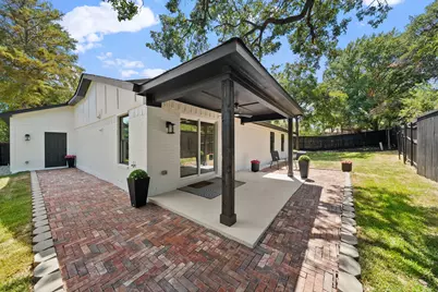 1309 Shady Hollow, Euless, TX 76039 - Photo 27