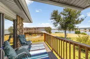 108 Harbor Dr, Runaway Bay, TX 76426 - Photo 17